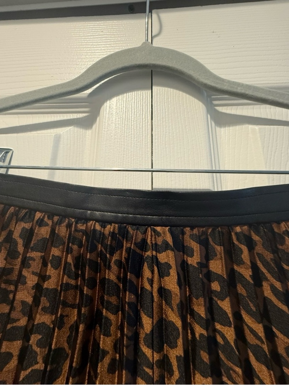 Zara Brown Leopard-Print Pleated Midi Skirt - Picture 6 of 8